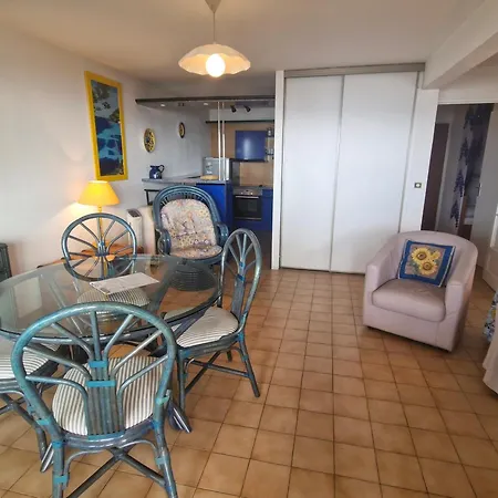 2 Pièces, Vue Mer, Près Port, 4 Pers, Parking, Ascenseur, - Fr-1-780-51 * Sainte-Maxime