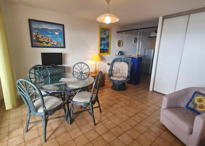 2 Pièces, Vue Mer, Près Port, 4 Pers, Parking, Ascenseur, - Fr-1-780-51 * Sainte-Maxime