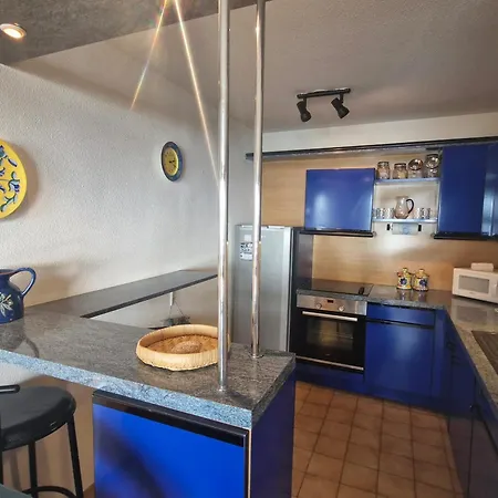 2 Pièces, Vue Mer, Près Port, 4 Pers, Parking, Ascenseur, - Fr-1-780-51 * Sainte-Maxime