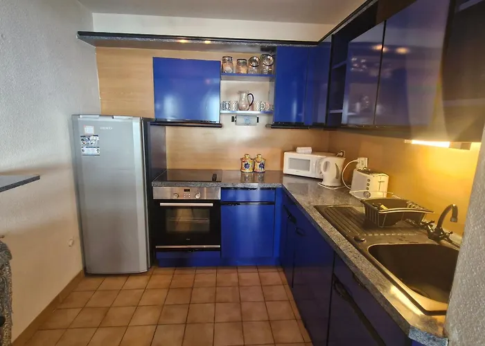 Apartamento 2 Pieces Vue Avec Parking Proche - Fr-1-780-51 *